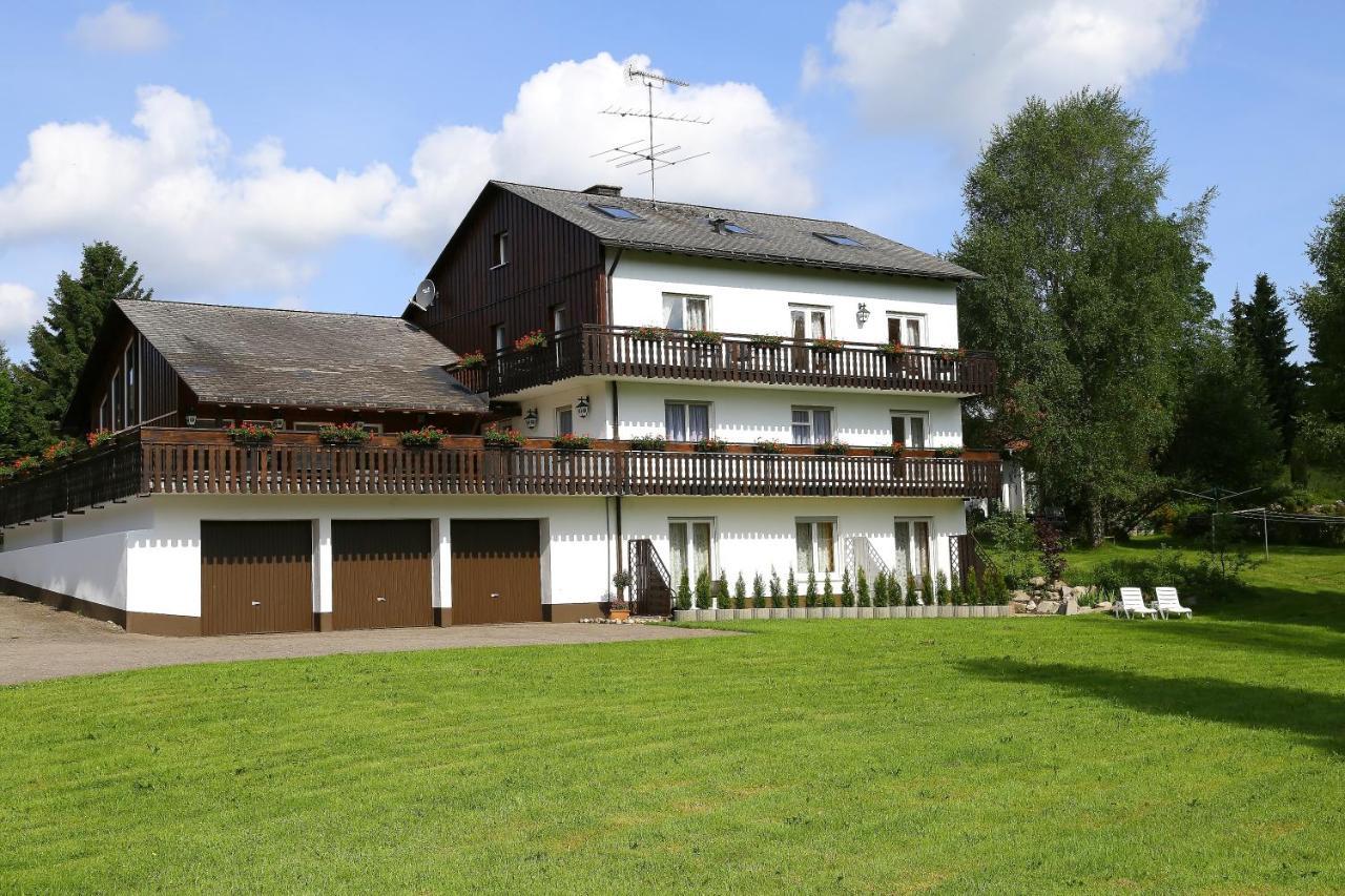 Landhotel Garni Schweizerhaus Schönwalde エクステリア 写真