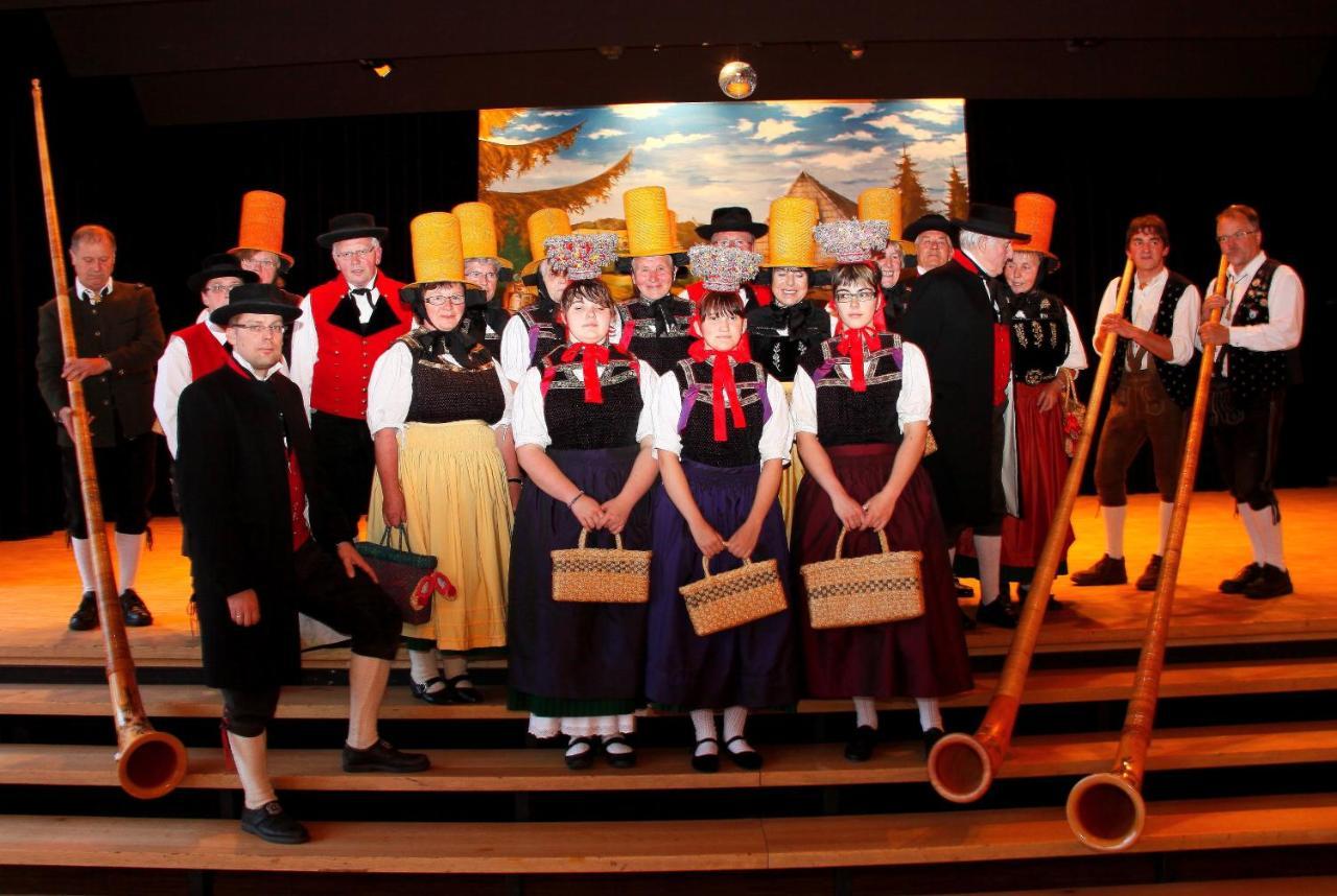 Landhotel Garni Schweizerhaus Schönwalde エクステリア 写真