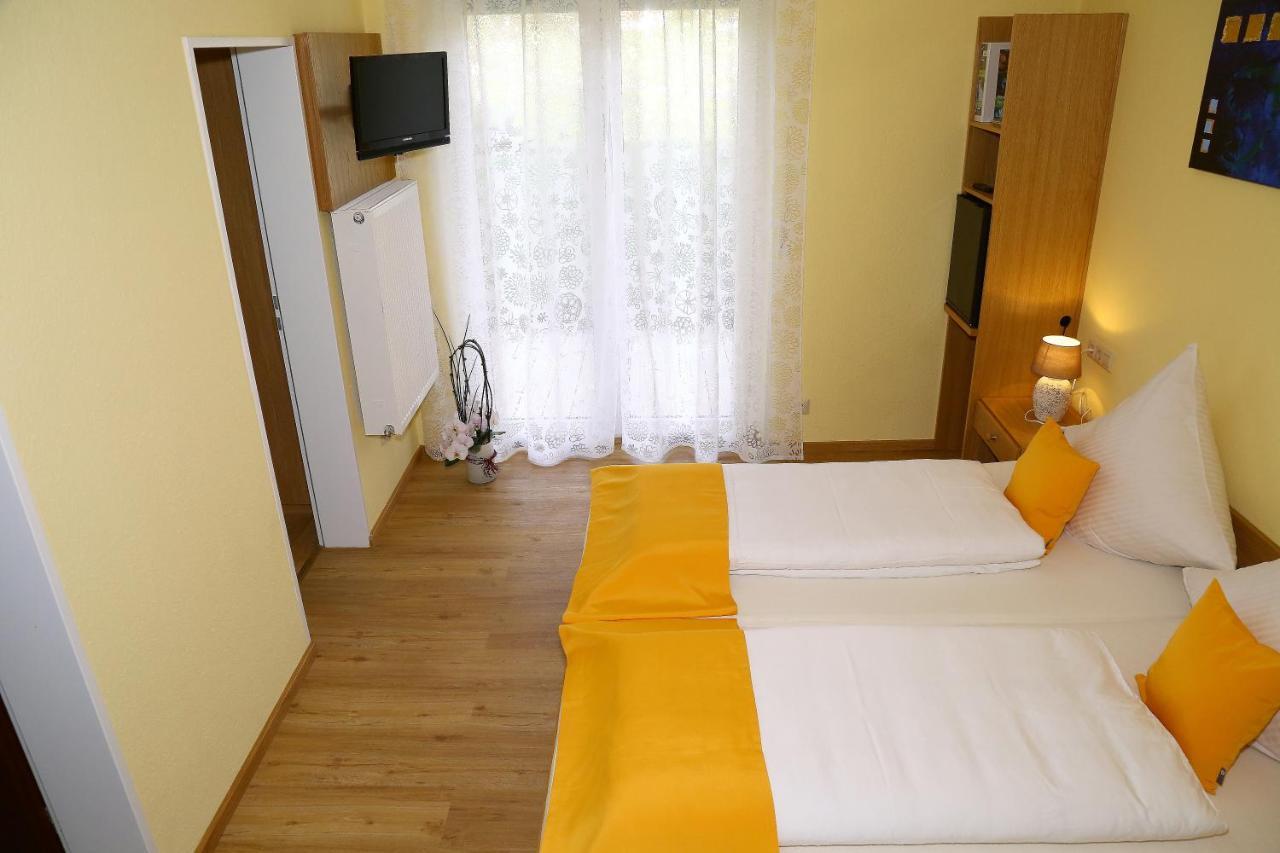 Landhotel Garni Schweizerhaus Schönwalde エクステリア 写真