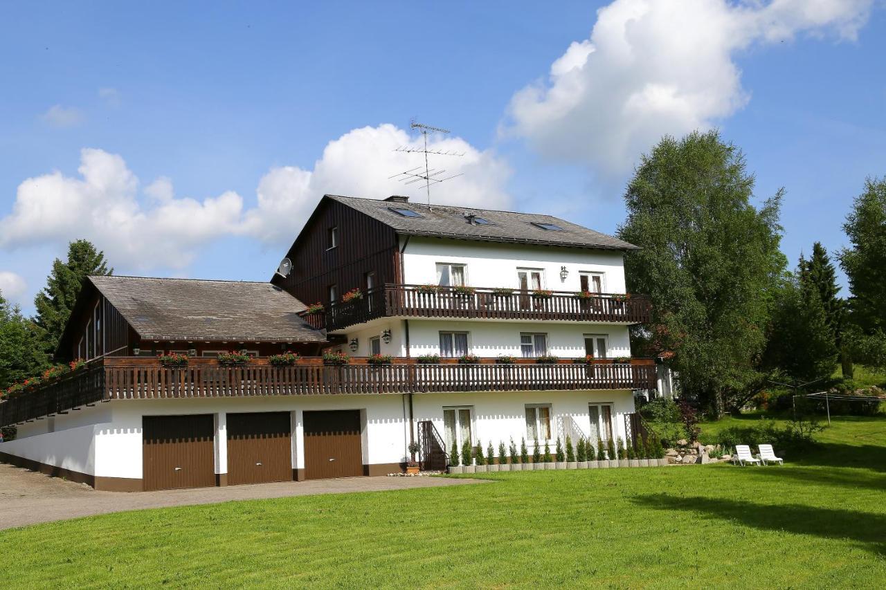 Landhotel Garni Schweizerhaus Schönwalde エクステリア 写真