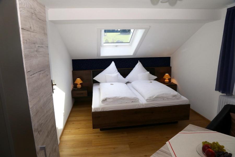 Landhotel Garni Schweizerhaus Schönwalde エクステリア 写真